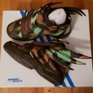 Adidas JS wings brand new never worn!
